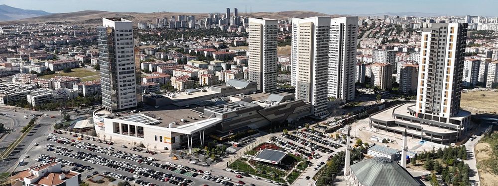 Metro Mall & Residence